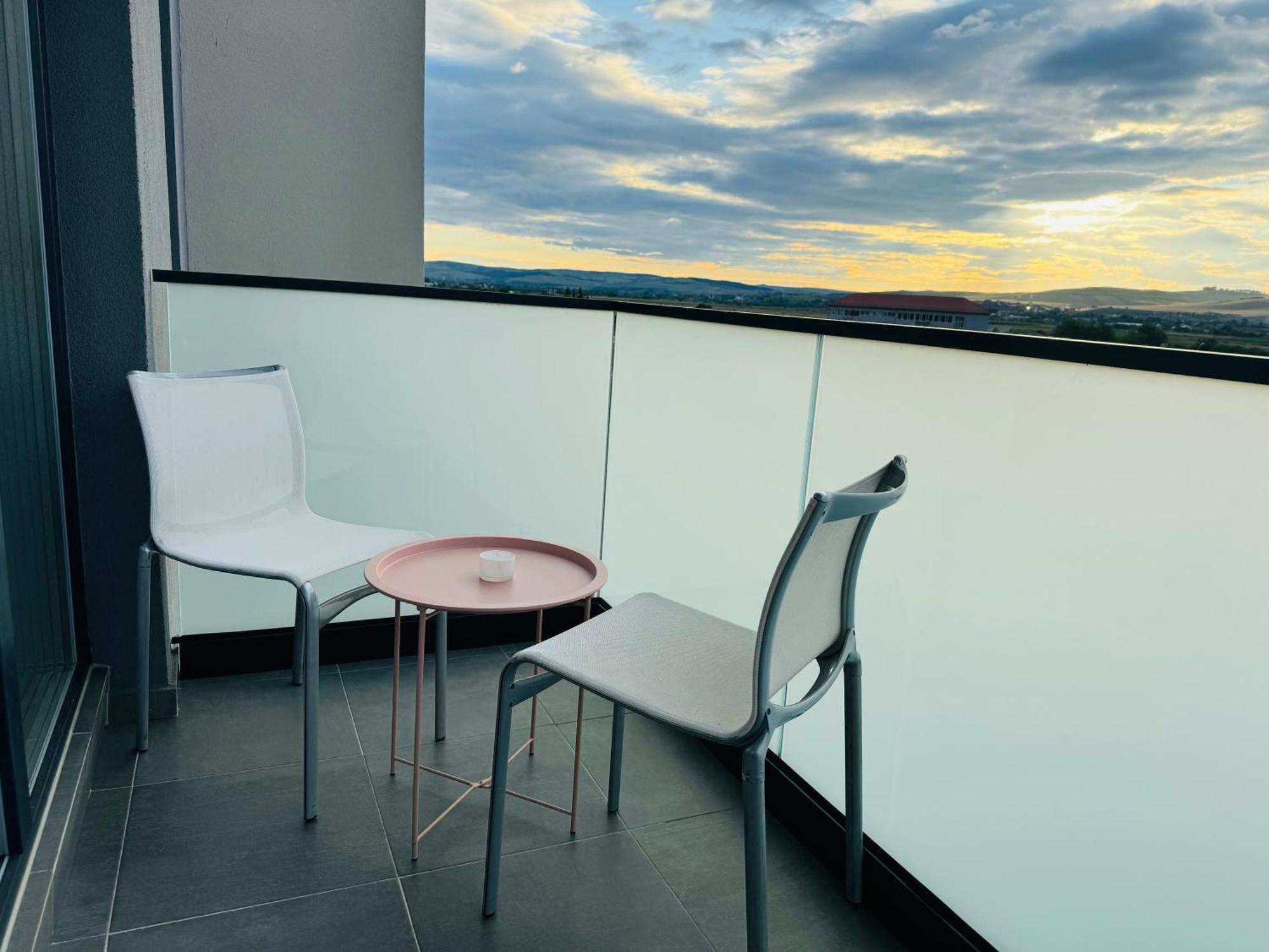 Milan Luxury Apartaments Vi-Maurer Residence Marosvásárhely Kültér fotó